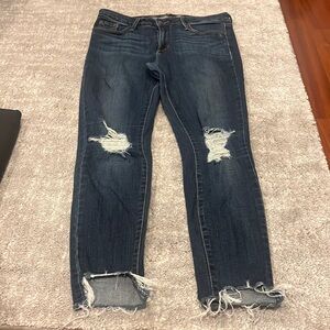 BARELY WORN JBD SKINNY JEANS WITH HOLES